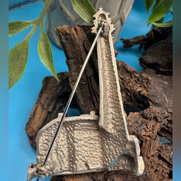 REN vintage Fire Island, NY lighthouse brooch, EUC. - Picture 3 of 5